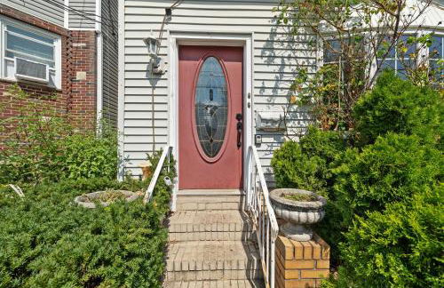 Quiet Retreat 10 Min to NYC Train & free Parking - Foto 35