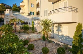 Apartments Vrania - Photo 9