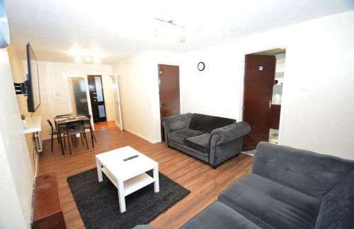 Spacious 3 Bedroom House in Beckton London - Foto 1