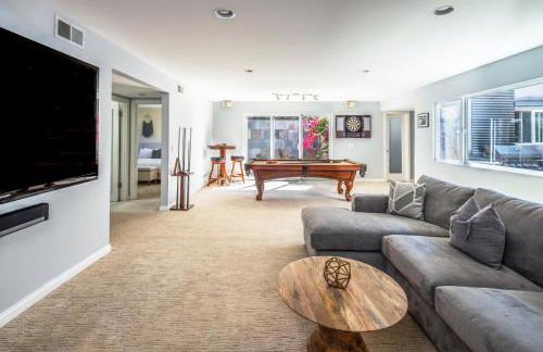 Beach Resort Home with Ocean Views Jacuzzi & Sauna! - Foto 33