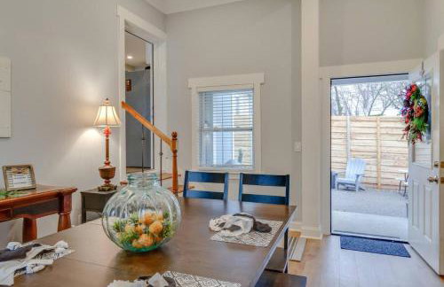 Music City Charmer Tons of Beds Thirty Day Minimum - Foto 26