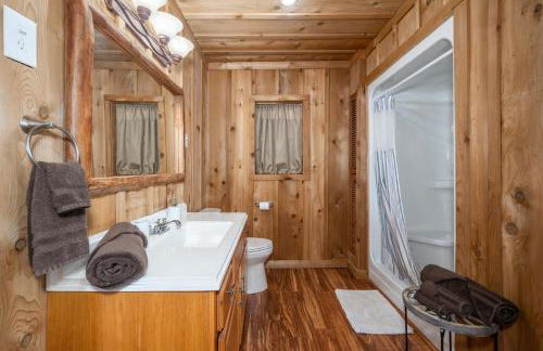 Liams Lodge-Peaceful Cabin Panoramic Lake Views - Foto 24