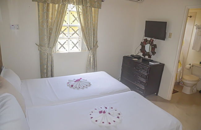 HAPPY HOLIDAYS at Drax Hall Country Club - Foto 4