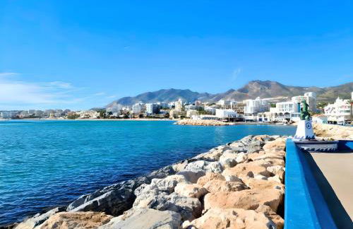 Stunning Home with Outdoor Swimmingpool, 4 Bedrooms and Wifi - Foto 37