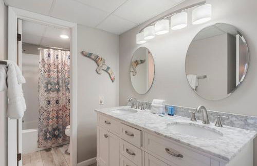 Watercrest 210- Sleeps 12 - Thomas Drive Retreat - Photo 25