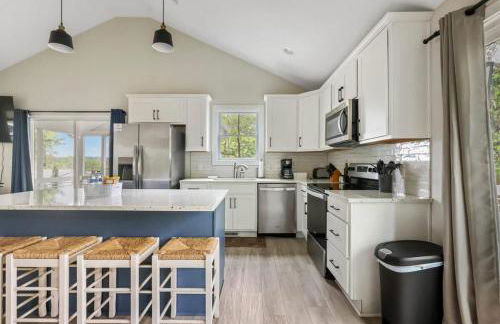 Pet Friendly Family Home Steps to Raleigh Greenway - Foto 2