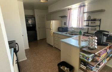 3BD, Pet Friendly House with Huge Backyard - Foto 12