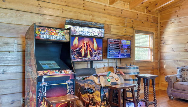 Luxury Cabin w/ Elevator, Theater & Hot Tub Near Dollywood Smoky Vista Lodge - Foto 2, Interior