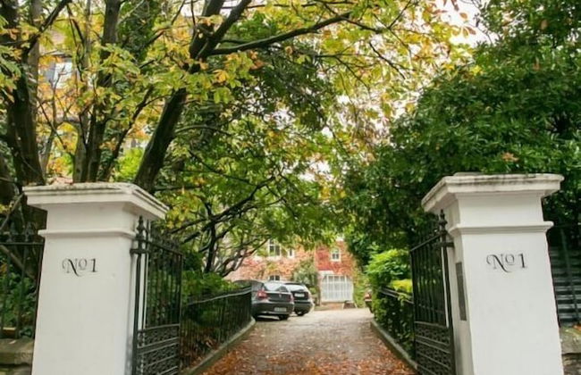 Ballsbridge Apartments - Photo 40