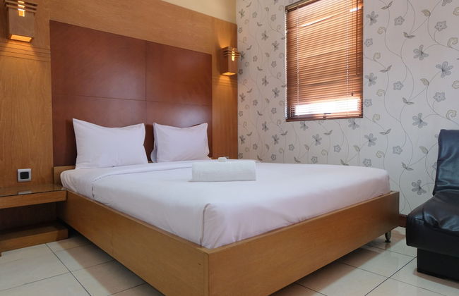 Spacious And Homey 3Br Apartment At Majesty - Photo 3