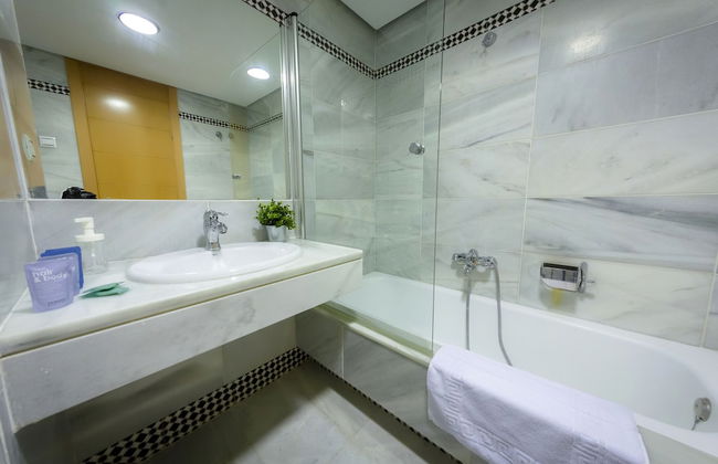 Apartamentos Puerto Almerimar - Photo 33