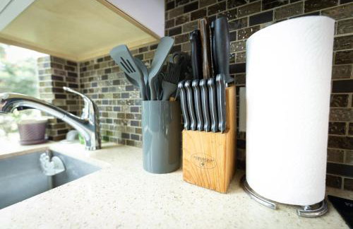 1 block to beach, Private Hot Tub, Fire Pit and BBQ - Foto 9