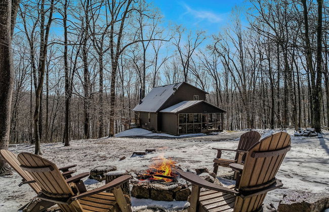 Sqyrls Nest - 3BR Retreat With a Hot Tub - Foto 49