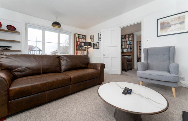 Host Stay Preston Park Apartment - Photo 2