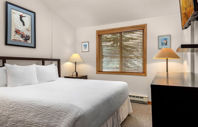 Terracehouse - CoralTree Residence Collection - Photo 36