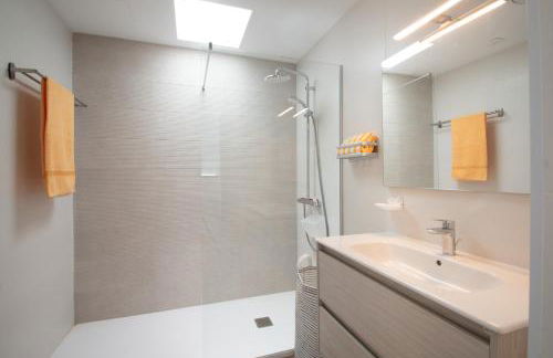 Serena Villa 38 - Heated pool, Sea Views, AC, High Speed Internet - Photo 12