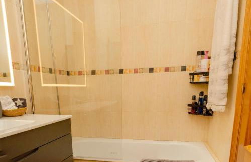 Apartment block from the sea - Foto 16