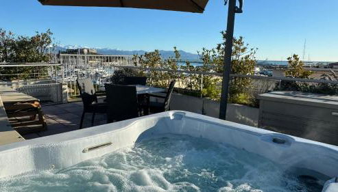 Penthouse vue mer avec Rooftop,Jacuzzi,et parking privé - Foto 2