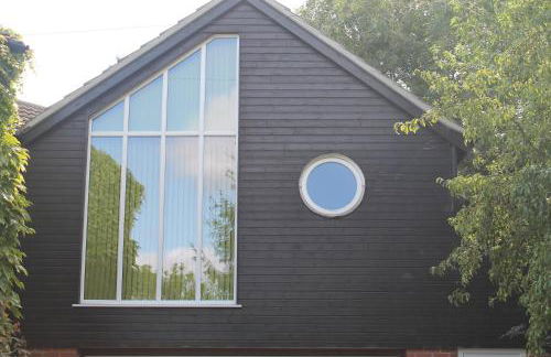 Pear Tree House Studio - Photo 5