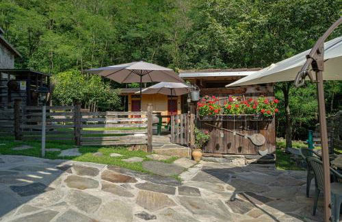 Cozy Stone Chalet Surrounded by Nature Samolaco - Foto 17