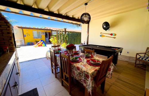 Recantos Pinheiros - Casa inteira, até 15 hóspedes - Piscina privativa, sinuca, ar condicionado e TVs nos 4 quartos - Condomínio Orla 500, lado praia - Unamar, Cabo Frio-RJ - Foto 16