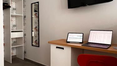 R11 Trabajo Descanso Premium Junto a Metro Madrid - Photo 4