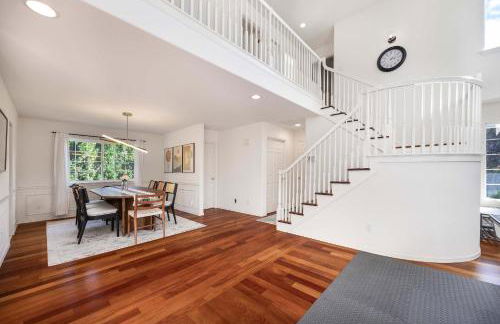 Kirkland Elegant 4B 2 5B Family Retreat with Designer Decor - Photo 22