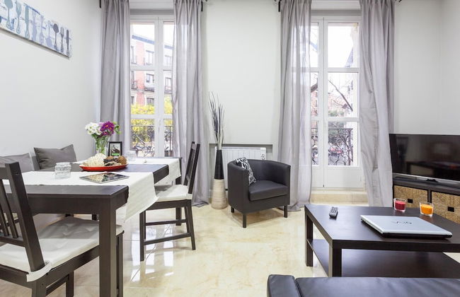 Beautiful Apt. Historic District - Sol - Photo 22