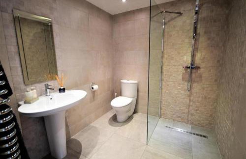 Lavish4Bed Mansion in Warrington - Foto 7