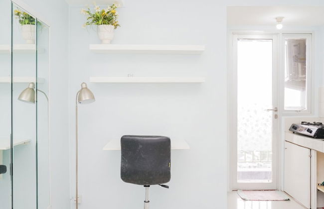 Roomy Studio Room Bintaro Park View Apartment - Foto 2