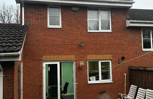 Brades Rise House - 3 bedroom house with 2 toilets with a private garden - Foto 38