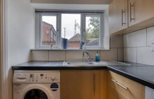 Vibrant Artist Hideaway by Centre Parking - Foto 7