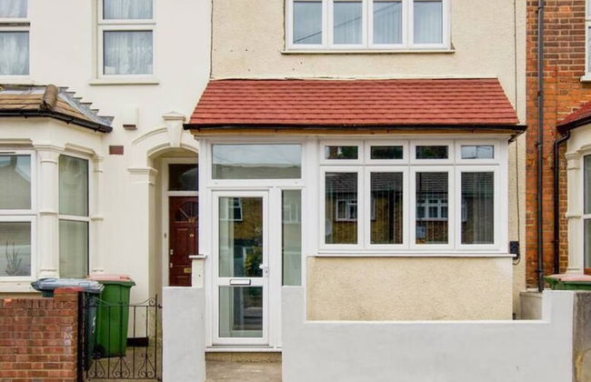 Home Away From Home With an Indoor Fireplace! - Foto 25