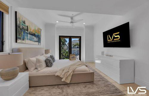 Villa Rhodes Palatial Waterfront Beach Estate - Photo 13