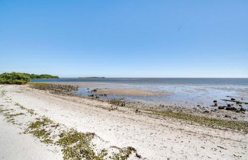 Cedar Key Condo with Balcony and Gulf Views! - Foto 26