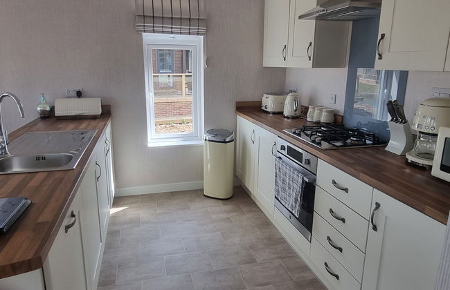 Luxury 2-bed Lodge in Routh, Hottub & Pet Friendly - Foto 9