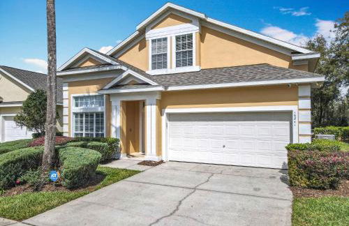Spacious family home w pool & game room - Photo 18