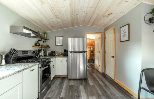 Mural Art Cabin With Pond And Hot Tub - Foto 25