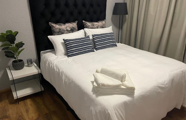 3 Bedroom Apartment in the Heart of Sandton - Photo 15