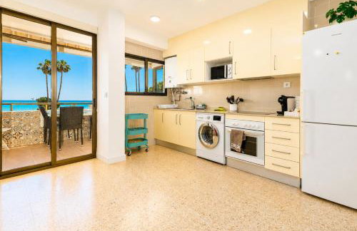 Isola Beachside Apartment - Foto 12