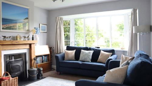 Apple Blossom - Photo 1