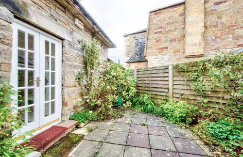 GuestReady - Classic Charm near Holyrood Park - Foto 23