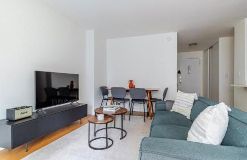 Blueground Midtown East view nr UN Plaza NYC-2114 - Photo 2