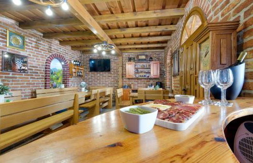 Gorgeous Home In Rovisce - Foto 18