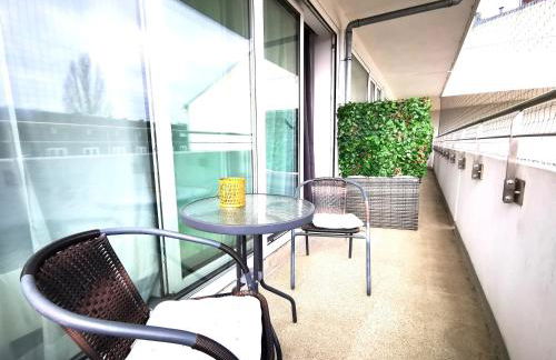 HH 01 by ROCKCHAIR - SUPERHOST Status - Modernes Apartment mit sonnigem Balkon & premium Boxspringbetten in Winterhude - Hamburg Top Geheimtipp - Foto 19