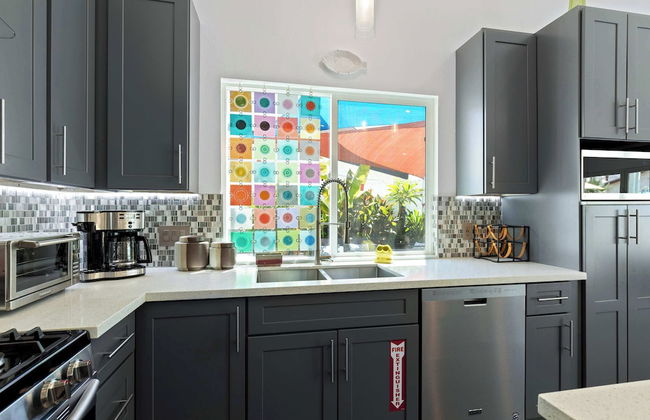 Demuth Park Desert Oasis - Pool - Tiki Room - Foto 13