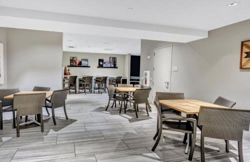 High-Rise 30th Flr Modern Apt, Downtown Dallas - Foto 33