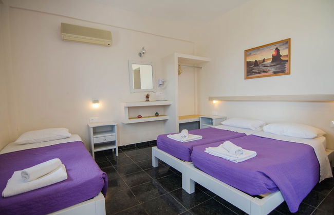 Skala Hotel - Photo 8