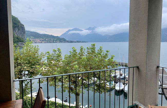 Mamma Ciccia Holiday Home - Front Lake Apartment, beach and swimming pool - Foto 1