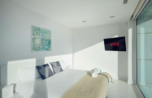 Villa in Sitges with Pool, Jacuzzi, BBQ, View, AC, 12Pax - Foto 28